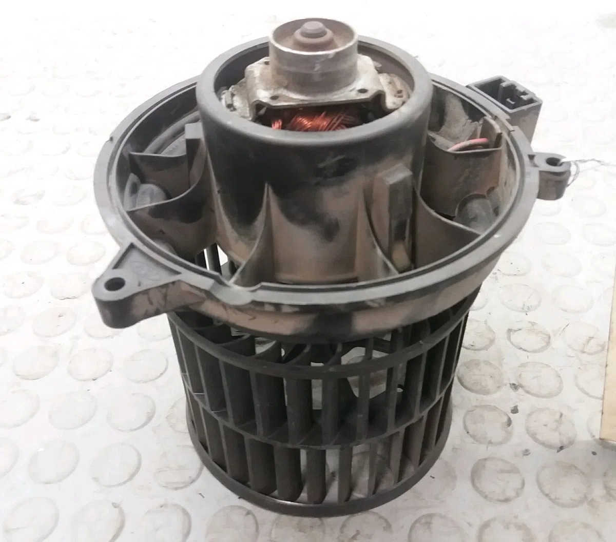 Ventilateur de chauffage Ford FIESTA V (JH_, JD_) 1.4 tdci (2001-2008) 5 portes occasion