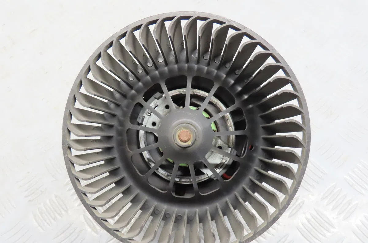 Ventilateur de chauffage Ford FOCUS III 1.6 tdci (2010-2017) occasion
