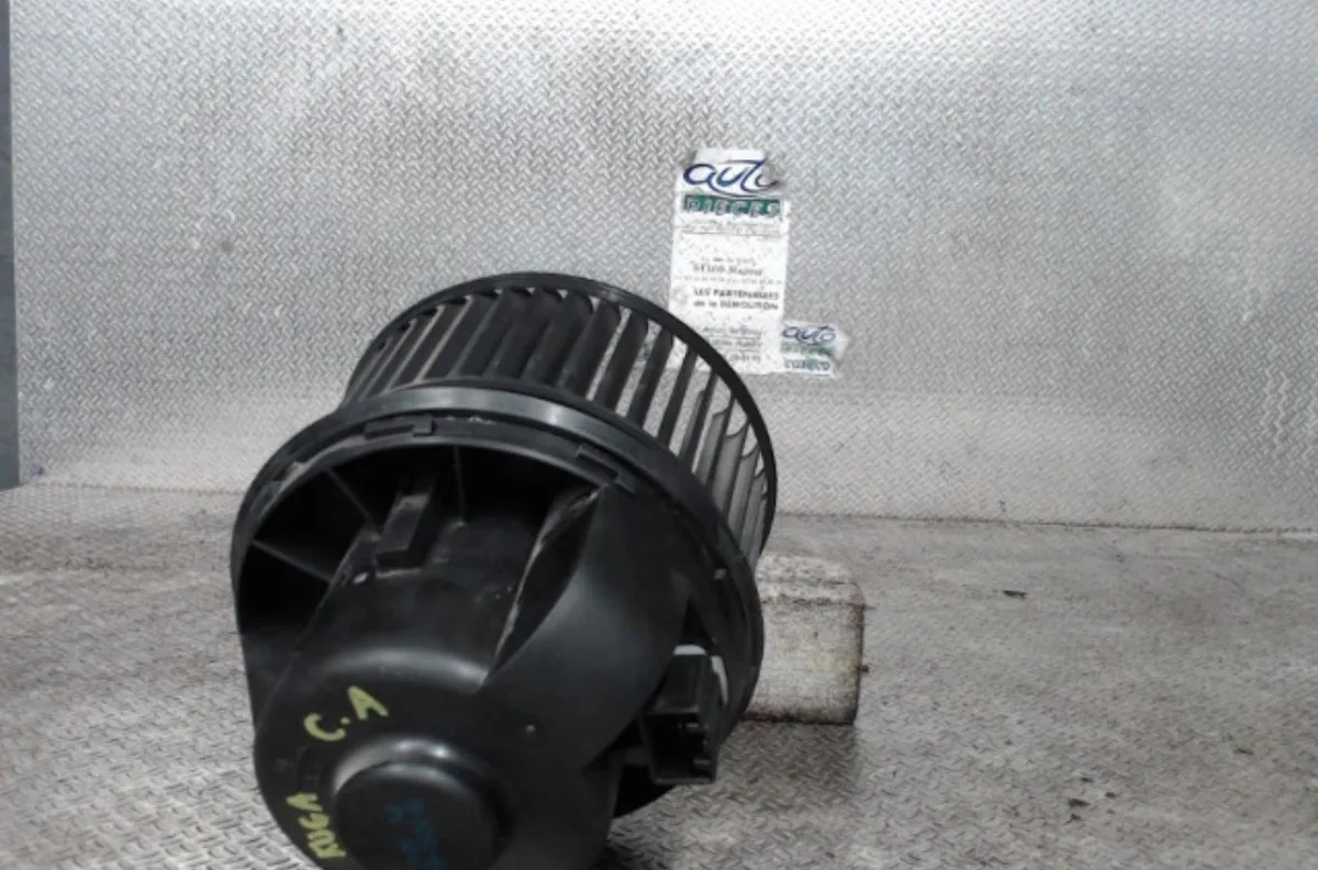 Ventilateur de chauffage FORD KUGA 1  0 occasion