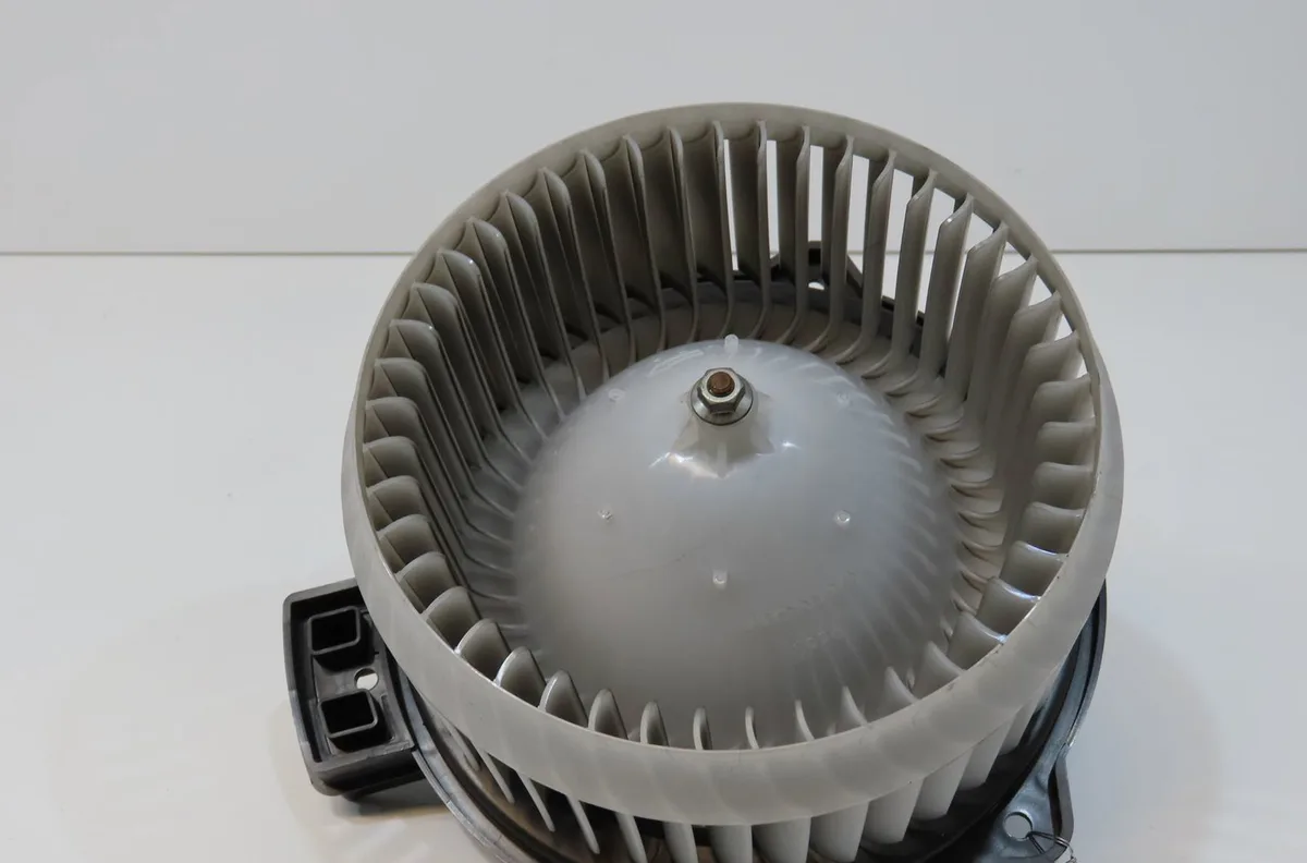 Ventilateur de chauffage Honda JAZZ III (GE_, GG_, GP_, ZA_) 1.3 i (ge6, gg3, gg6) (2008) occasion