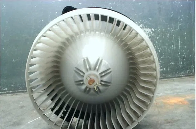 Ventilateur de chauffage HONDA STREAM 2002 occasion