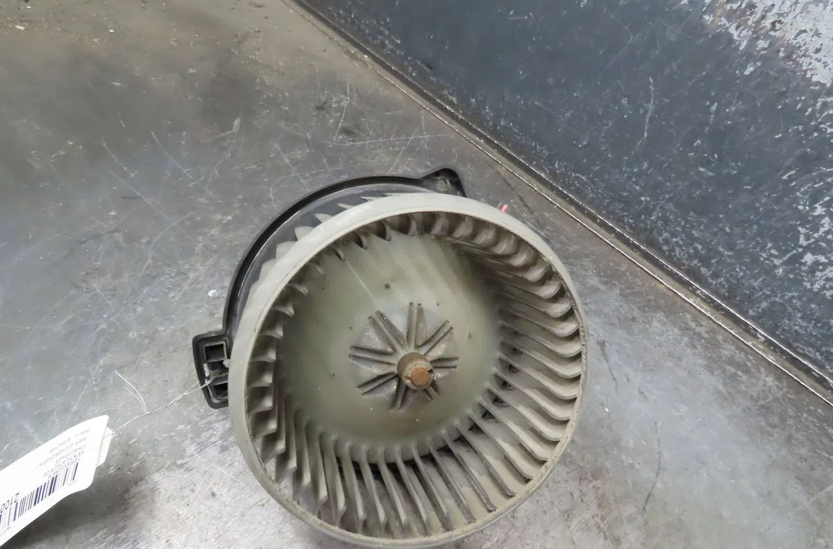 Ventilateur de chauffage Jeep GRAND CHEROKEE II (WJ, WG) 4.0 4x4 (1999-2005) occasion