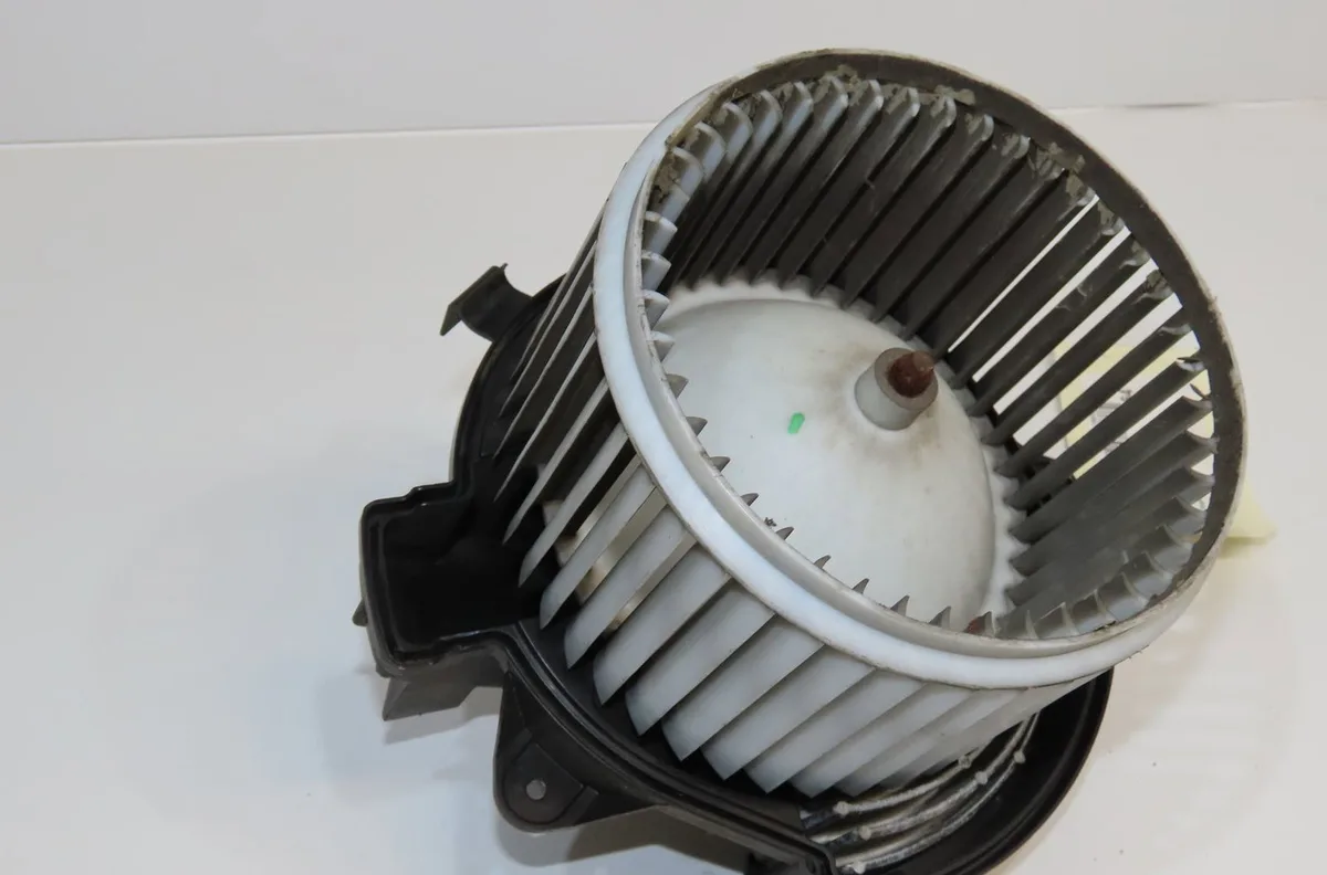 Ventilateur de chauffage Lancia DELTA III (844_) 1.6 d multijet (844.axc11, 844.axc1a) (2008-2014) 5 portes occasion
