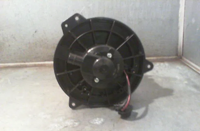 Ventilateur de chauffage MAZDA PREMACY Phase 1 07-1999--06-2005 occasion