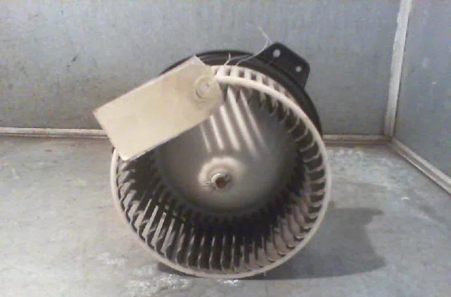 Ventilateur de chauffage MAZDA PREMACY Phase 1 07-1999--06-2005 occasion