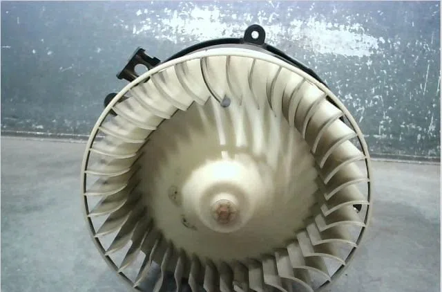 Ventilateur de chauffage Mercedes-benz CLASSE C (W202) C 220 d (202.121) (1993-2000) occasion
