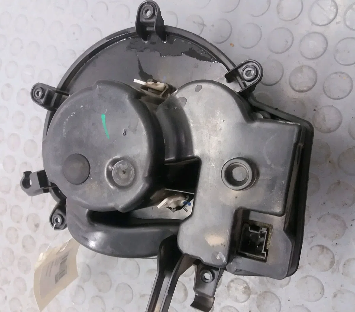 Ventilateur de chauffage Mercedes-benz CLK (C209) Clk 270 cdi (209.316) (2002-2009) occasion
