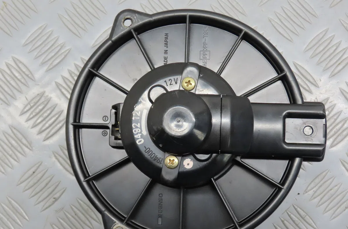 Ventilateur de chauffage Mitsubishi L200 (K7_T, K6_T, K5_T) 2.5 td 4wd (k74t) (1996-2007) occasion