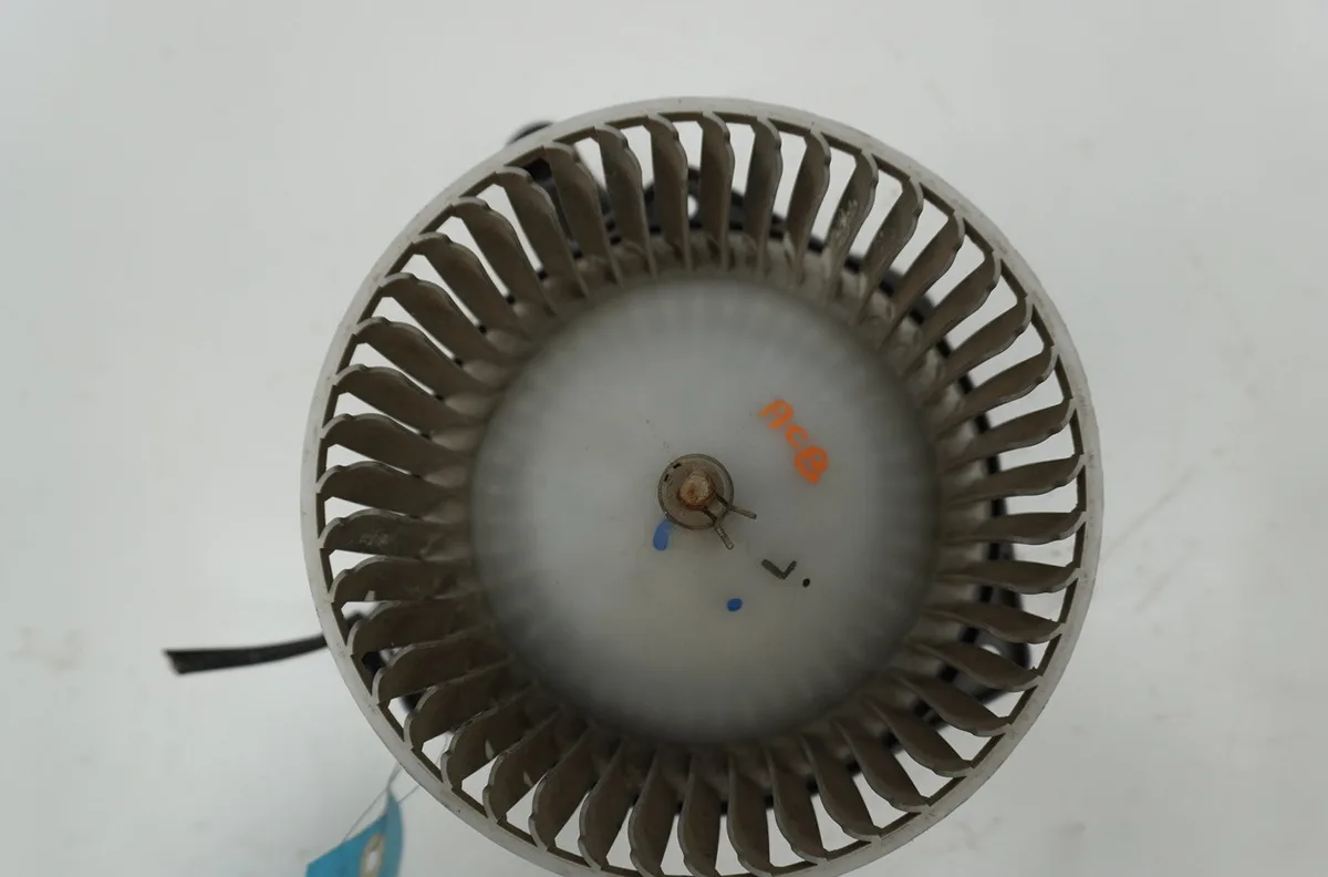 Ventilateur de chauffage Mitsubishi L200 - TRITON (KA_T, KB_T) 2.5 di-d 4wd (kb4t) (2005-2015) 4 portes occasion
