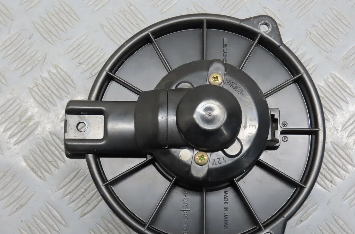 Ventilateur de chauffage Mitsubishi PAJERO III (V7_W, V6_W) 2.5 tdi (v64w, v74w) (2001-2006) occasion