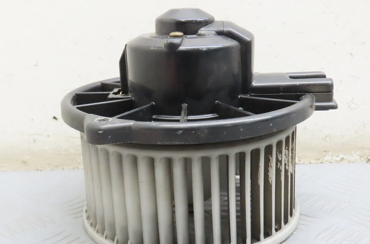 Ventilateur de chauffage Mitsubishi PAJERO III (V7_W, V6_W) 2.5 tdi (v64w, v74w) (2001-2006) occasion