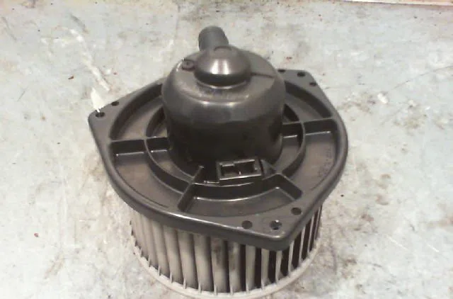 Ventilateur de chauffage NISSAN ALMERA 1995 occasion