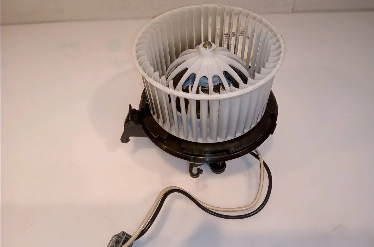 Ventilateur de chauffage Opel ASTRA J (P10) 1.4 turbo (68) (2010-2015) occasion