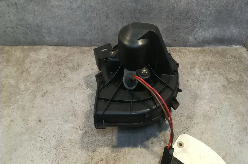 Ventilateur de chauffage Opel CORSA C (X01) 1.2 (f08, f68) (2000-2009) occasion