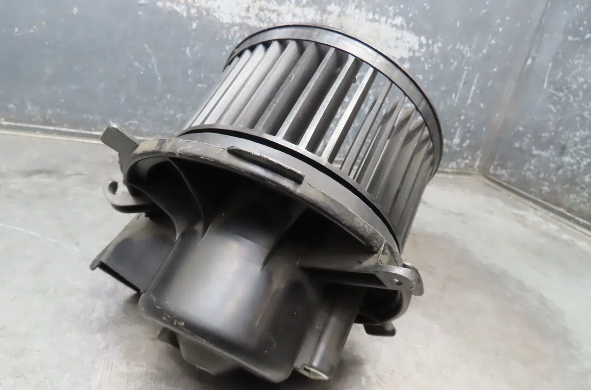 Ventilateur de chauffage Peugeot 206 (2L_, 2M_) 1.4 i (2010-2013) occasion