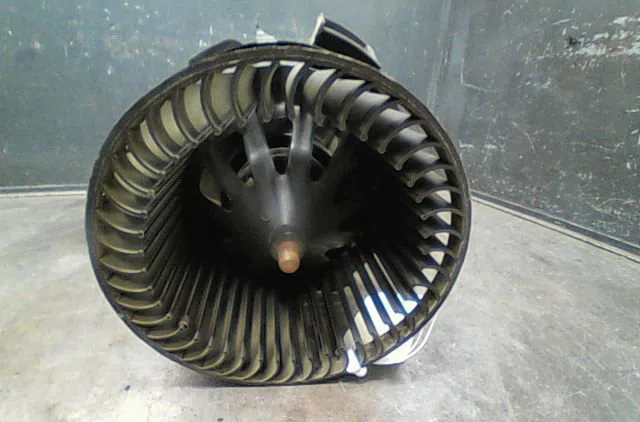 Ventilateur de chauffage Peugeot 206 3-5 portes (2A-C) 1.1 i (1998-2007) occasion