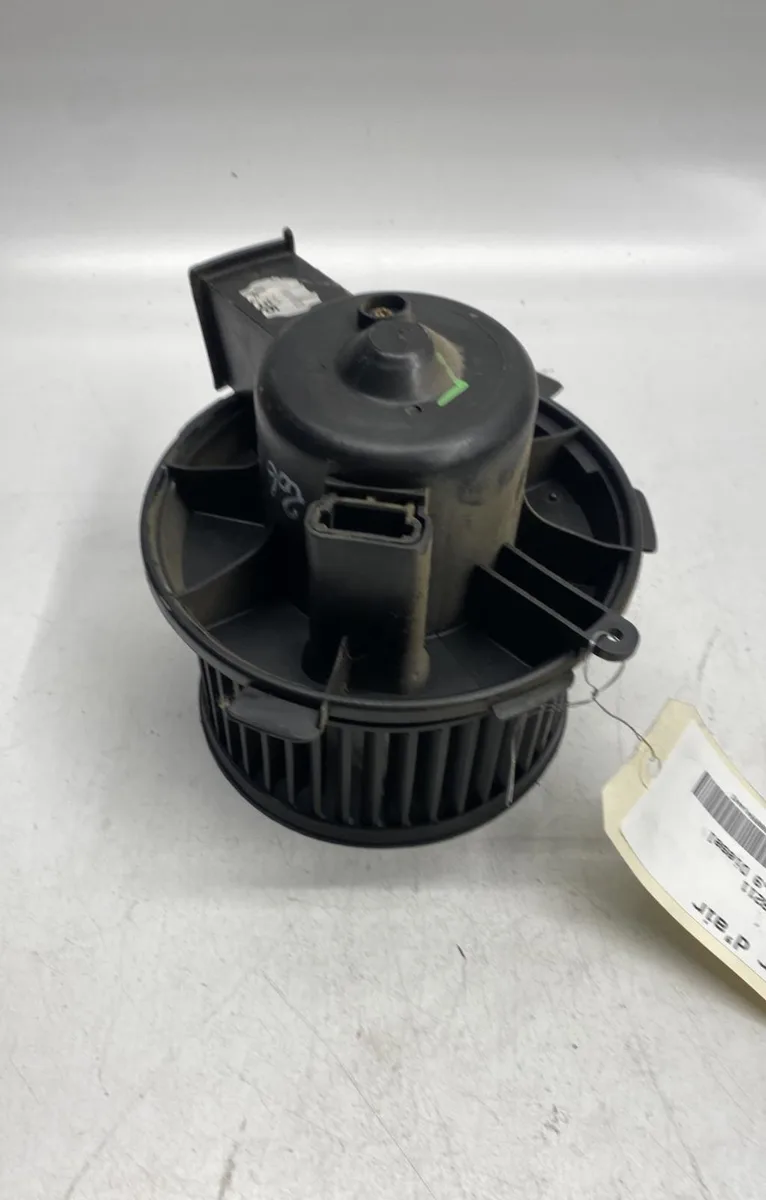 Ventilateur de chauffage Peugeot 206 3-5 portes (2A-C) 1.9 d (1998-2001) 5 portes occasion