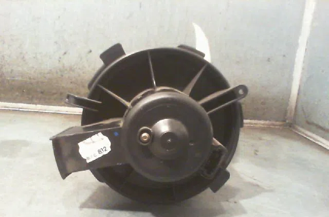Ventilateur de chauffage Peugeot 206 SW (2E-K) 1.4 hdi (2002-2007) 5 portes occasion