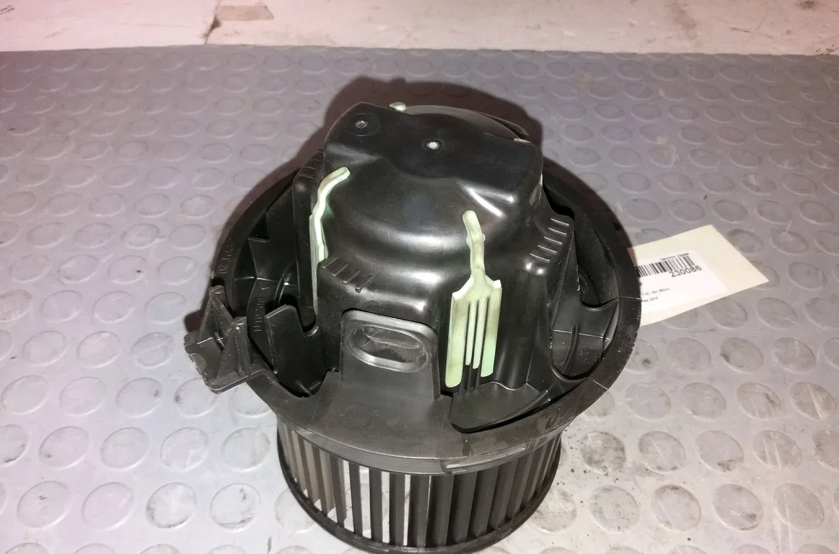 Ventilateur de chauffage Peugeot 207-207 (WA_, WC_) 1.4 16v (2006-2013) 3 portes occasion