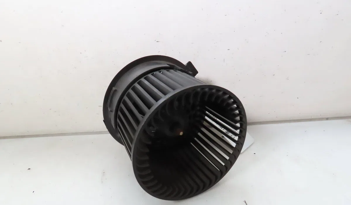 Ventilateur de chauffage PEUGEOT 208 2014 occasion