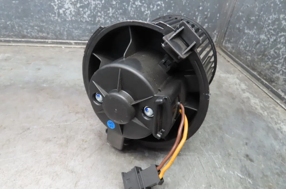 Ventilateur de chauffage Peugeot 208 I (CA_, CC_) 1.6 (2012) occasion