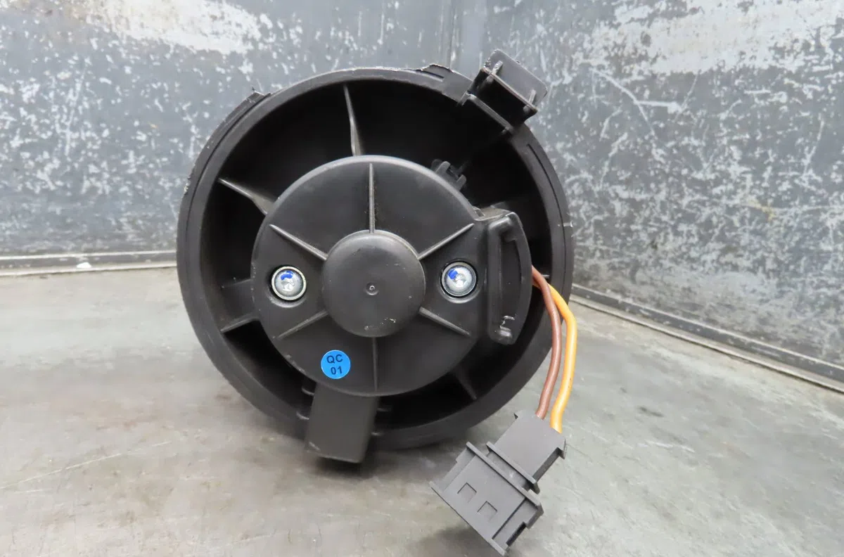 Ventilateur de chauffage Peugeot 208 I (CA_, CC_) 1.6 (2012) occasion