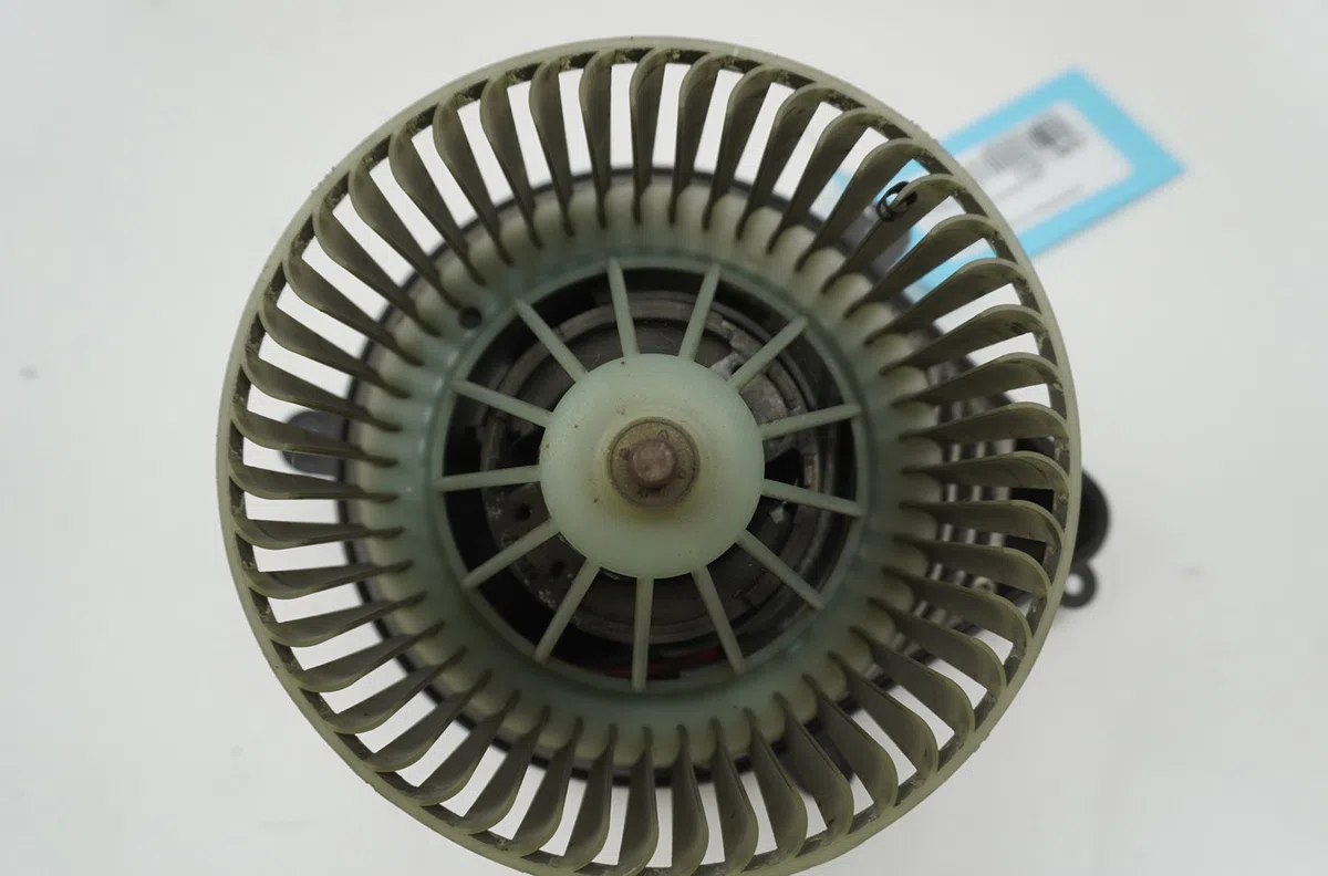 Ventilateur de chauffage Peugeot 306 Break (7E, N3, N5) 1.8 16v (1997-2002) occasion