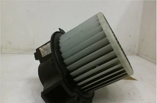 Ventilateur de chauffage Peugeot 307 (3A-C) 2.0 hdi 110 (2000-2007) occasion
