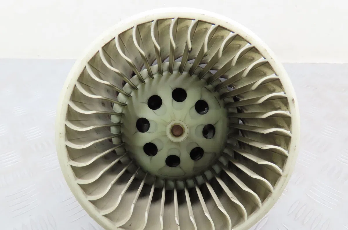 Ventilateur de chauffage Peugeot 307 (3A-C) 2.0 hdi 90 (2000-2007) 5 portes occasion