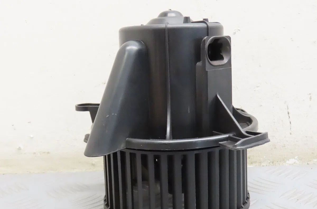 Ventilateur de chauffage Peugeot 307 Break (3E) 1.6 hdi (2005-2008) 5 portes occasion