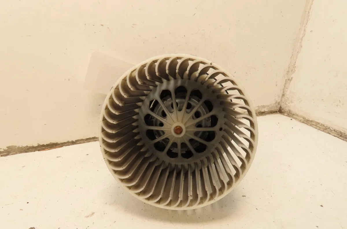 Ventilateur de chauffage Peugeot 308 II (LB_, LP_, LW_, LH_, L3_) 1.6 thp 125 (2013-2021) occasion