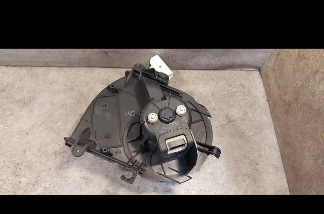 Ventilateur de chauffage Peugeot EXPERT Camionnette (VF3A_, VF3U_, VF3X_) 2.0 hdi 130 (2011) occasion