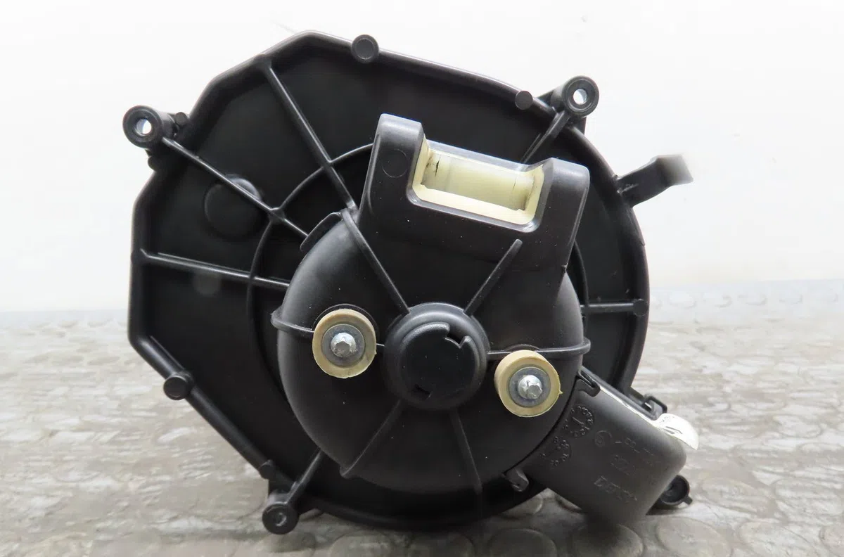 Ventilateur de chauffage Peugeot PARTNER Camionnette-Monospace 1.6 hdi (2008) occasion