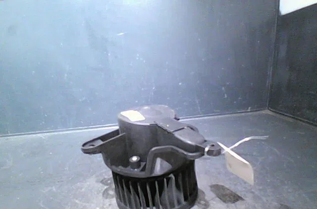 Ventilateur de chauffage Peugeot PARTNER Camionnette-Monospace (5_, G_) 1.9 d (1996-2002) 3 portes occasion