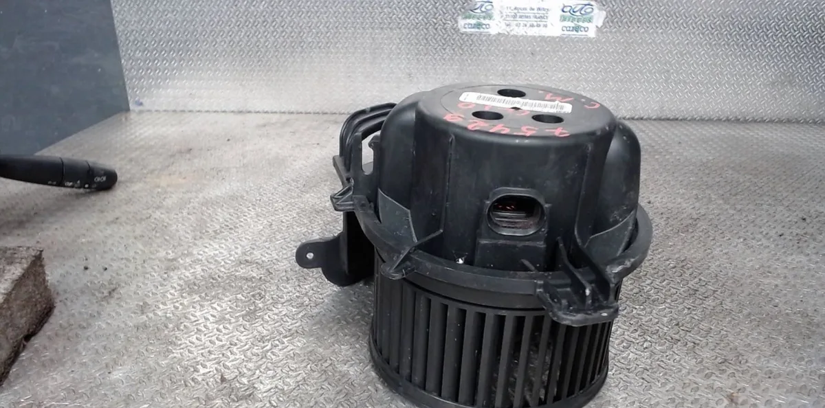 Ventilateur de chauffage Renault CLIO II (BB_, CB_) 1.4 16v (b-cb0p, bb13) (2000-2008) 5 portes occasion