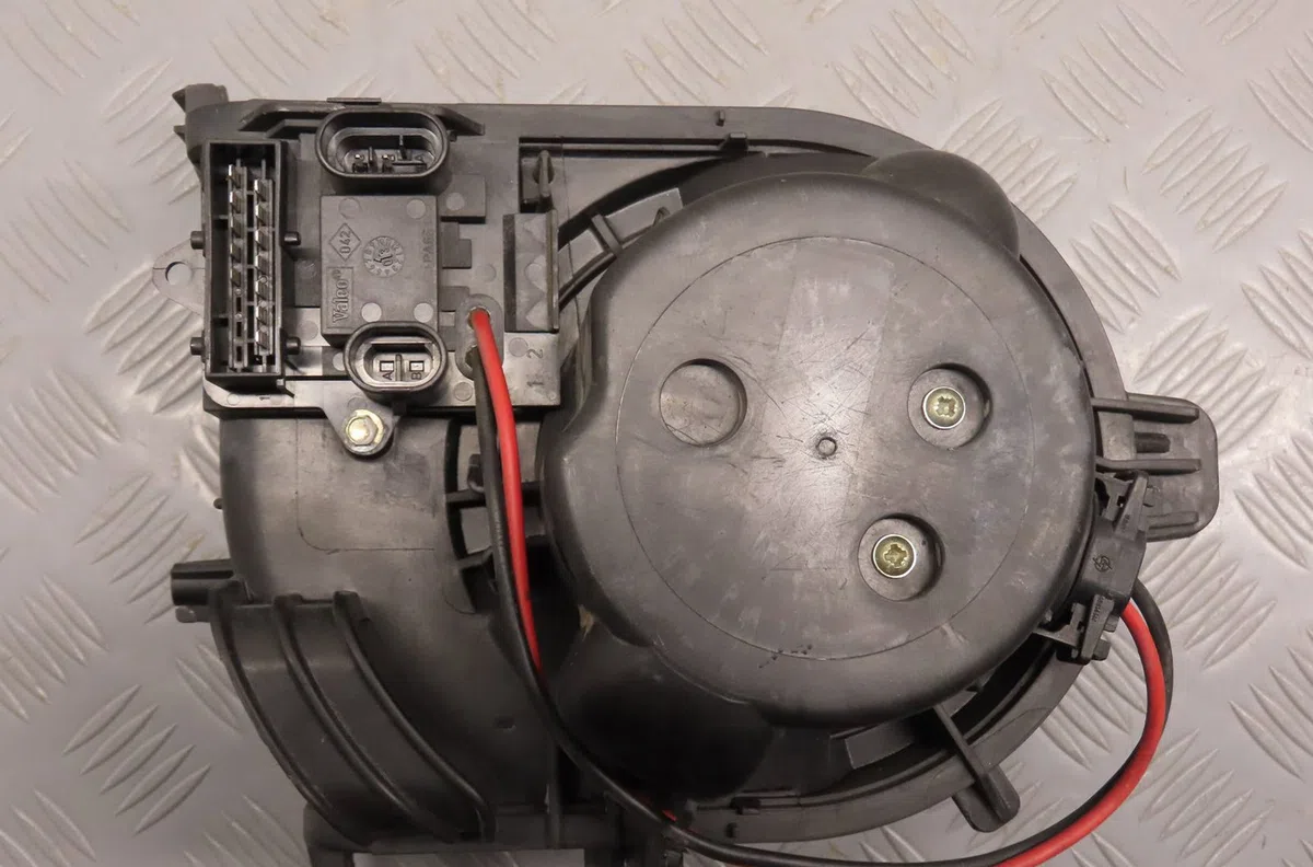 Ventilateur de chauffage Renault CLIO II (BB_, CB_) 1.5 dci (b-cb07) (2001-2009) 3 portes occasion