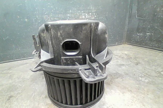Ventilateur de chauffage Renault CLIO II (BB_, CB_) 1.5 dci (b-cb08) (2001-2005) 5 portes occasion