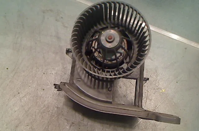 Ventilateur de chauffage Renault CLIO II (BB_, CB_) 1.6 (b-cb0d, bb00) (1998-2005) occasion