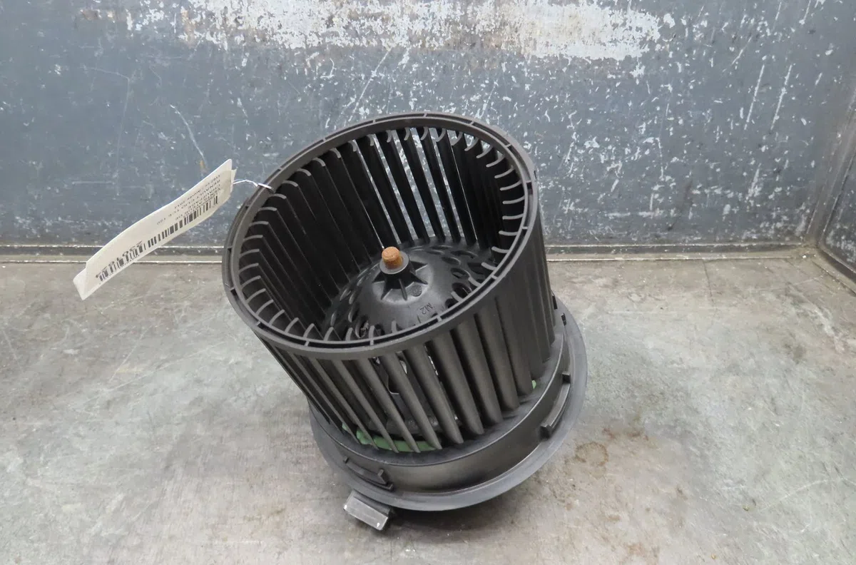 Ventilateur de chauffage Renault CLIO IV (BH_) 1.2 tce 120 (bhm0) (2013) occasion