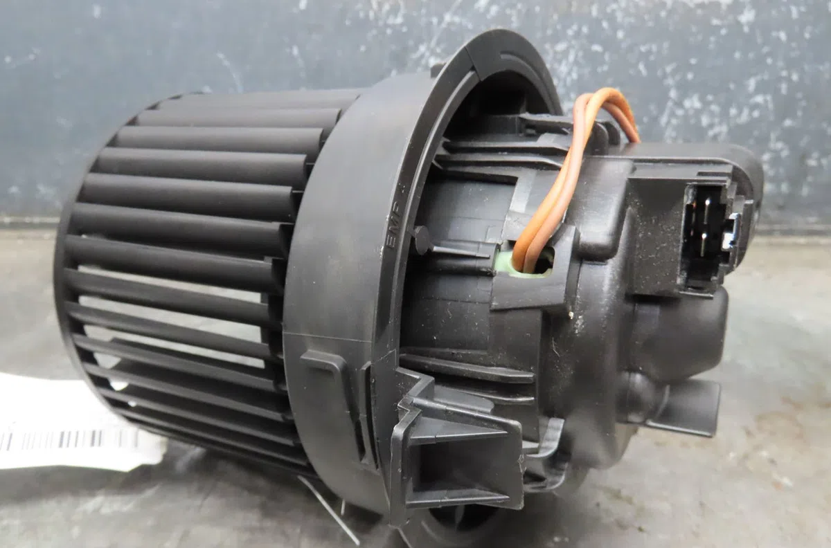 Ventilateur de chauffage Renault CLIO IV (BH_) 1.2 tce 120 (bhm0) (2013) occasion