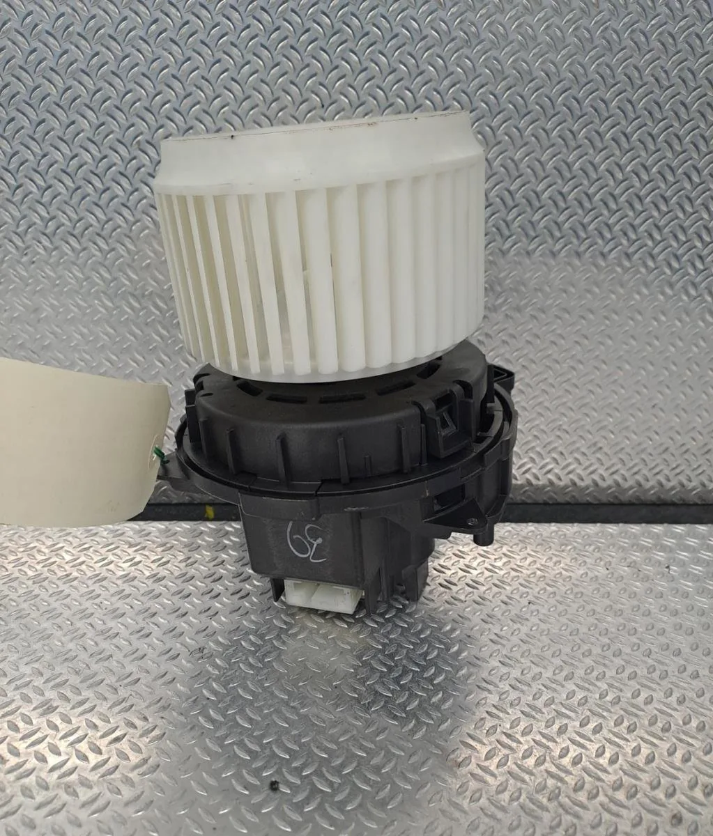Ventilateur de chauffage Renault CLIO V (B7_) 1.0 lpg (b7mt) (2019) occasion