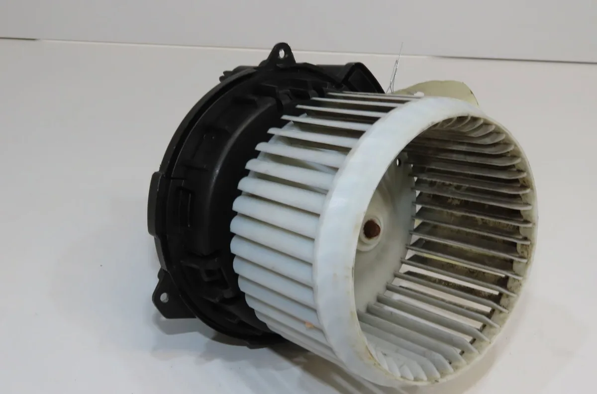Ventilateur de chauffage Renault CLIO V (B7_) 1.6 e-tech 140 (b7mu) (2020) occasion