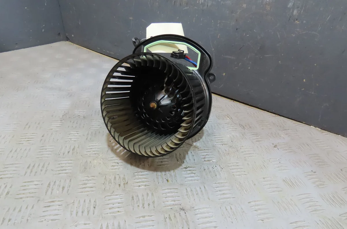 Ventilateur de chauffage Renault KANGOO III Monospace Blue dci 95 (kjab) (2021) occasion