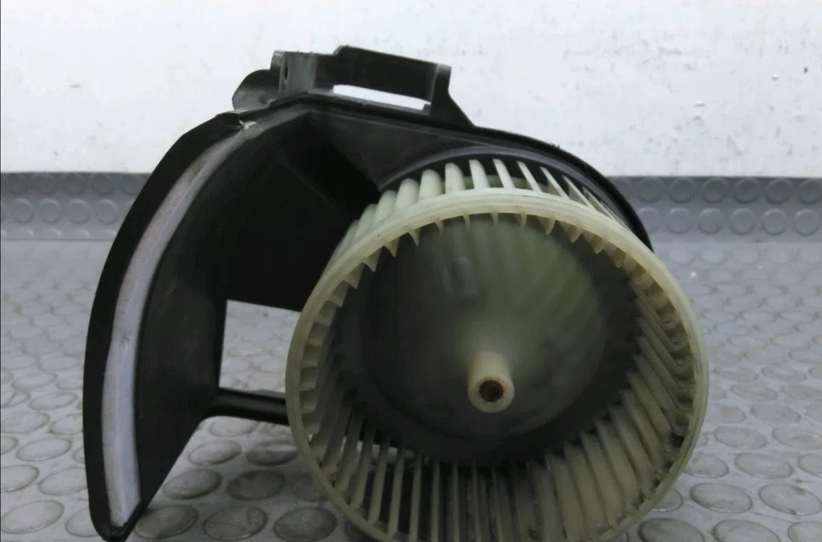 Ventilateur de chauffage Renault KANGOO (KC0-1_) 1.9 dci 4x4 (2003) occasion