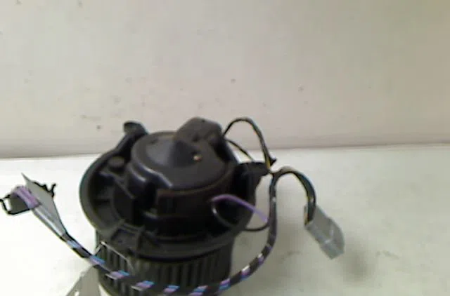 Ventilateur de chauffage Renault MASTER II Camion plate-forme-Châssis (ED-HD-UD) 2.2 dci 90 (2000) occasion
