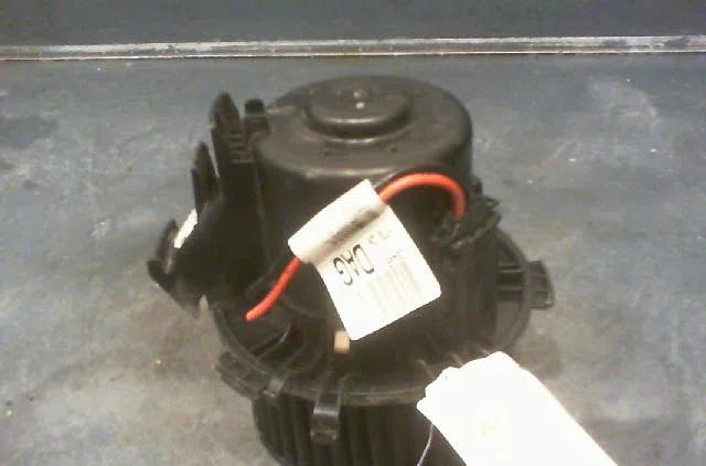 Ventilateur de chauffage Renault MASTER II Camionnette (FD) 2.5 dci 100 (fd0u, fd0v) (2003) occasion