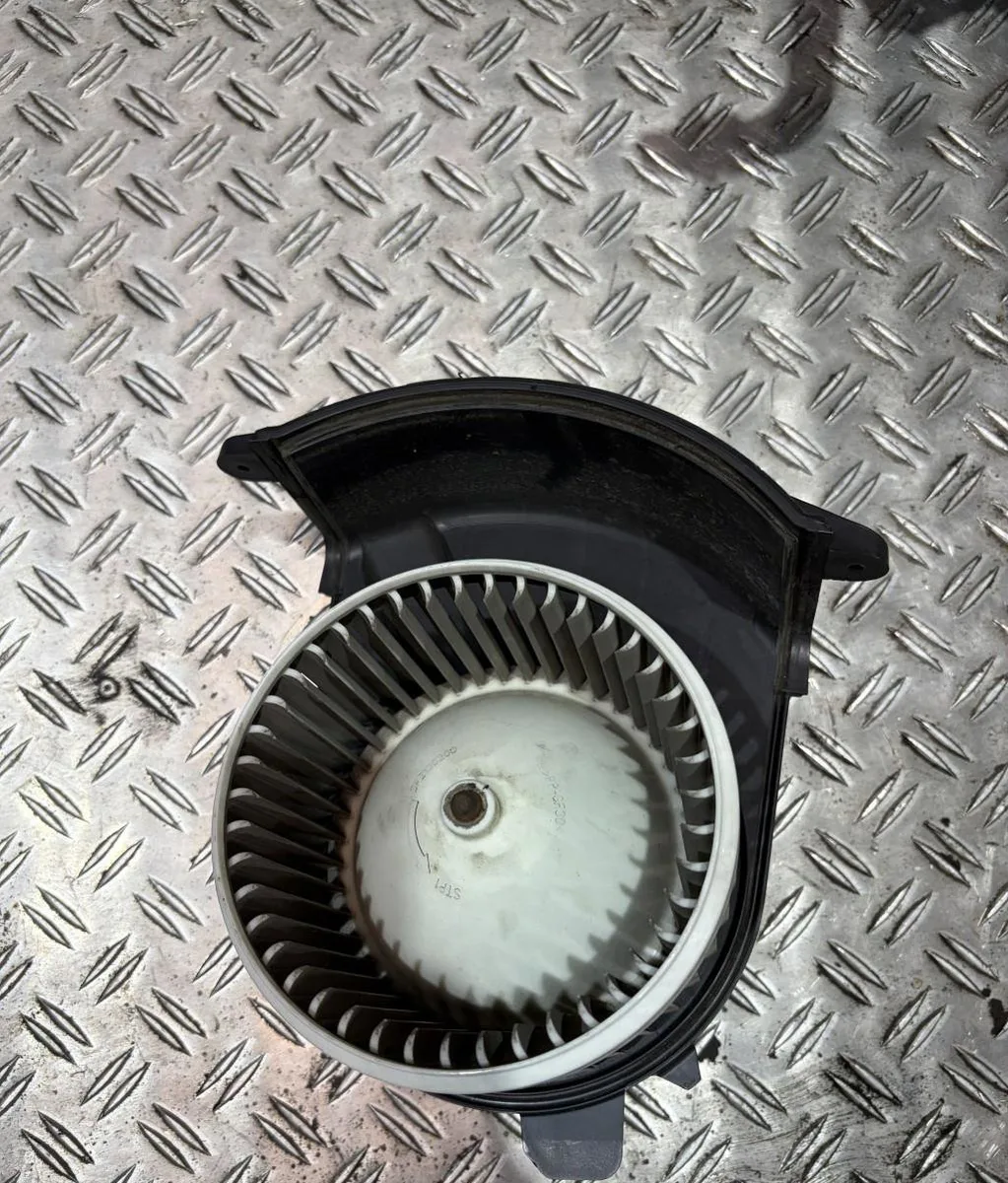 Ventilateur de chauffage Renault MASTER III Camionnette (FV) 2.3 dci 170 fwd (fv0l) (2015) occasion