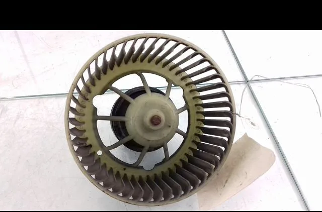 Ventilateur de chauffage Renault MEGANE I (BA0-1_) 1.6 e (ba0f, ba0s) (1996-1999) occasion