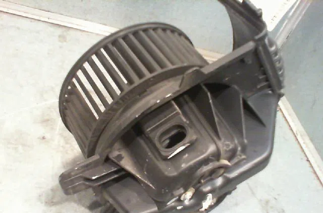 Ventilateur de chauffage RENAULT SCENIC II Phase 1 03-2004--09-2006 occasion