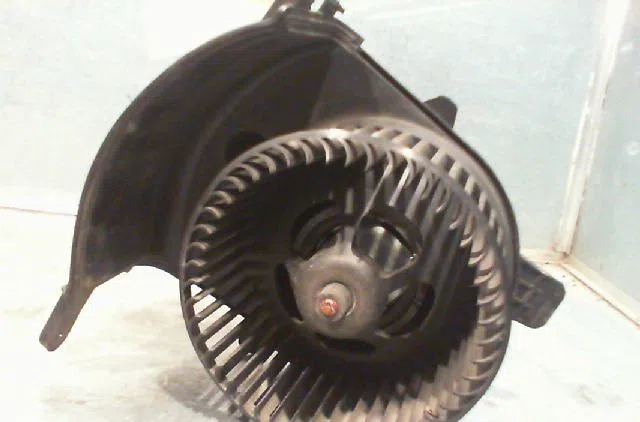 Ventilateur de chauffage RENAULT SCENIC II Phase 1 03-2004--09-2006 occasion